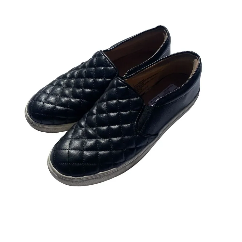 #8064 Women's Black Leather Low Cut Shoes Size 8